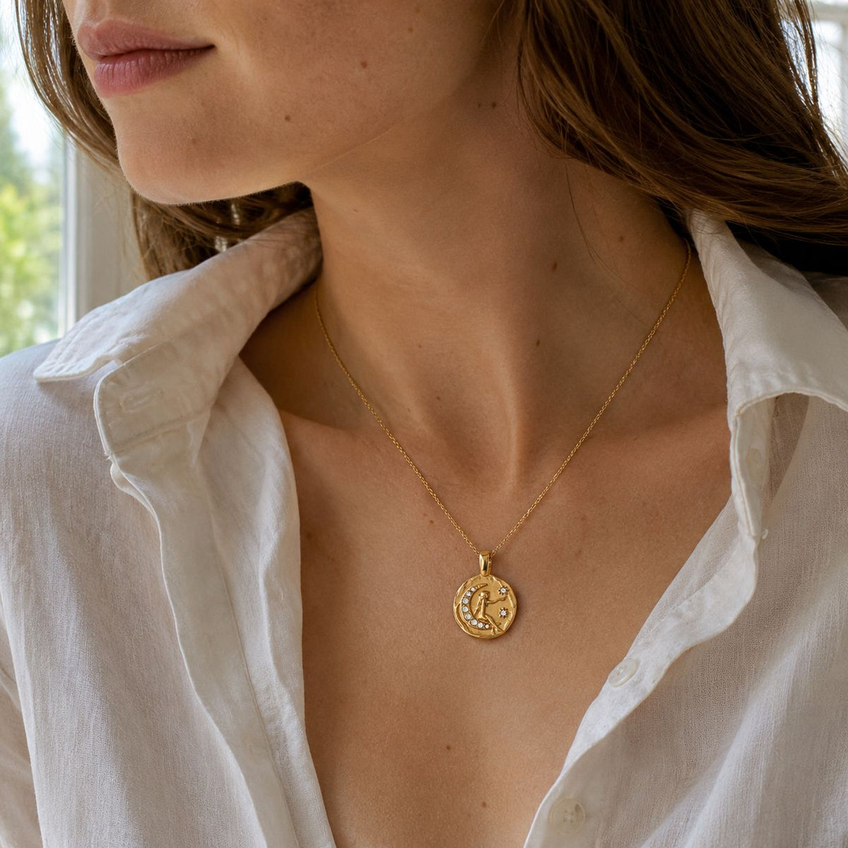 Celeste pendant necklace Gold