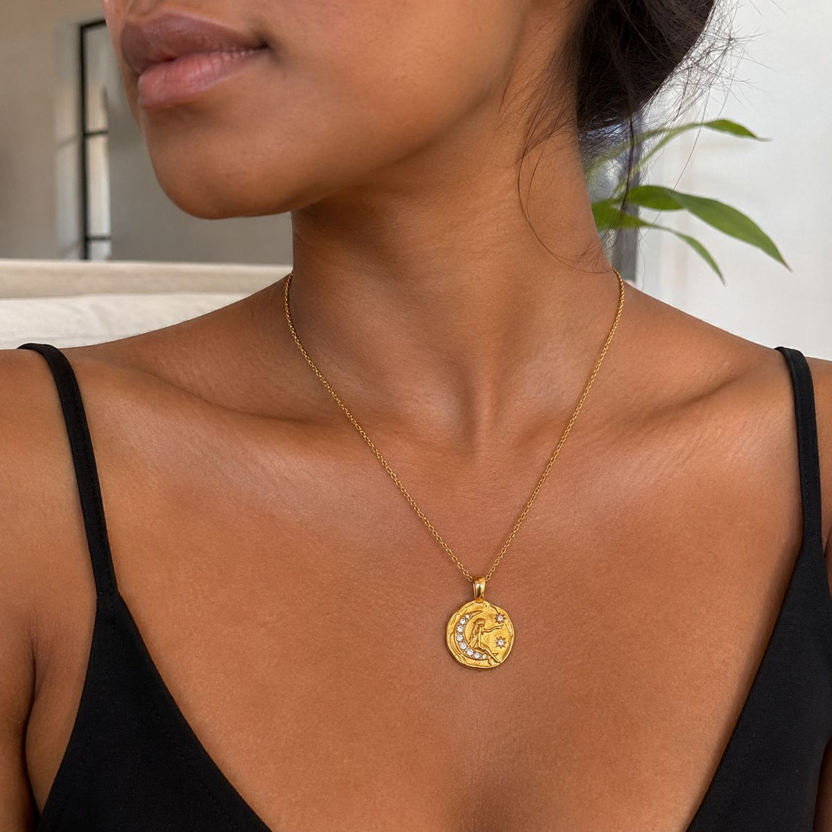 Celeste pendant necklace Gold
