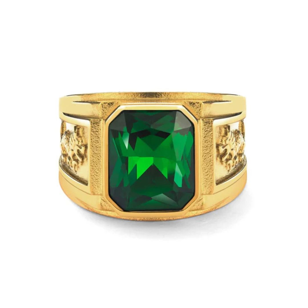 Emerald signet ring Gold