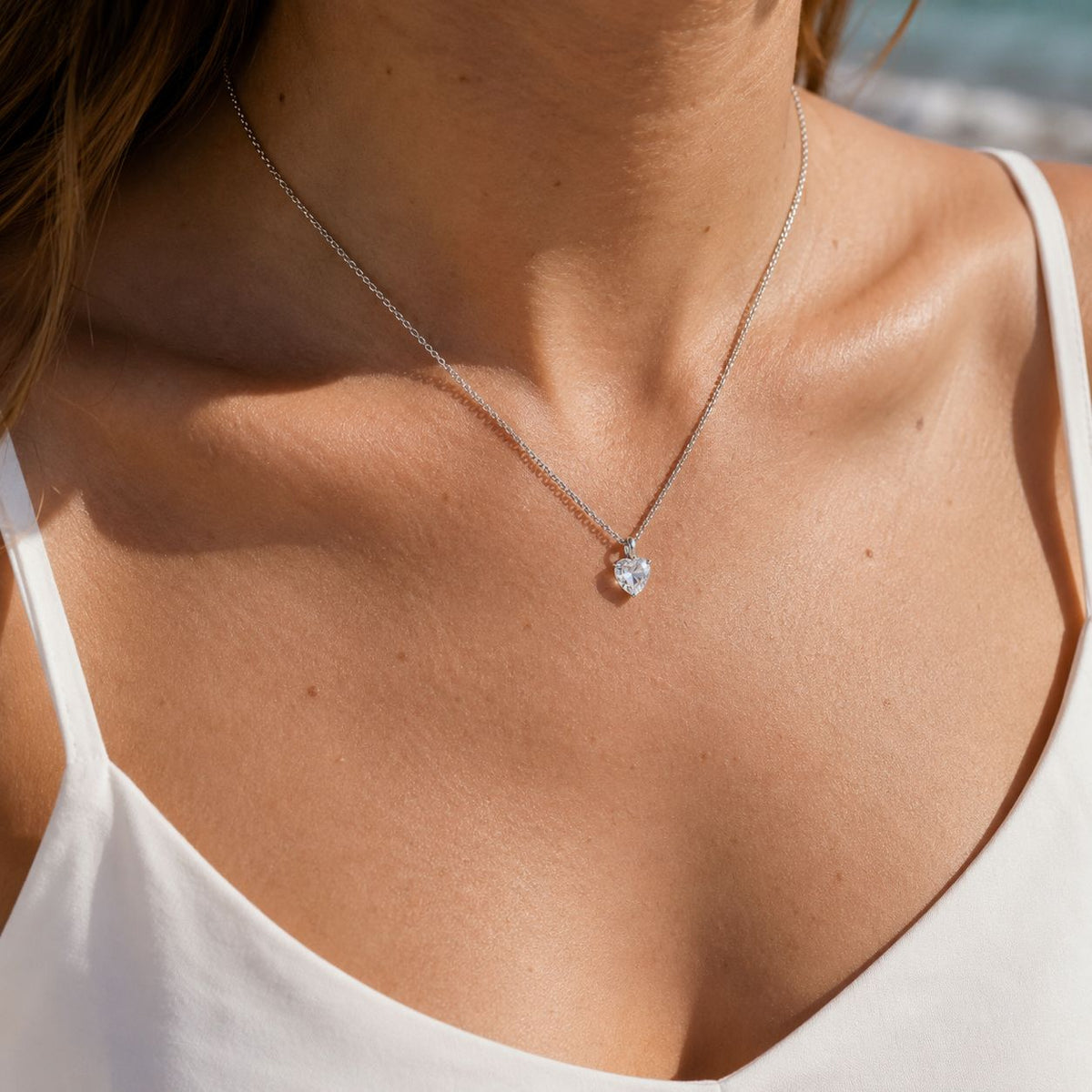 Heart stone pendant necklace Silver