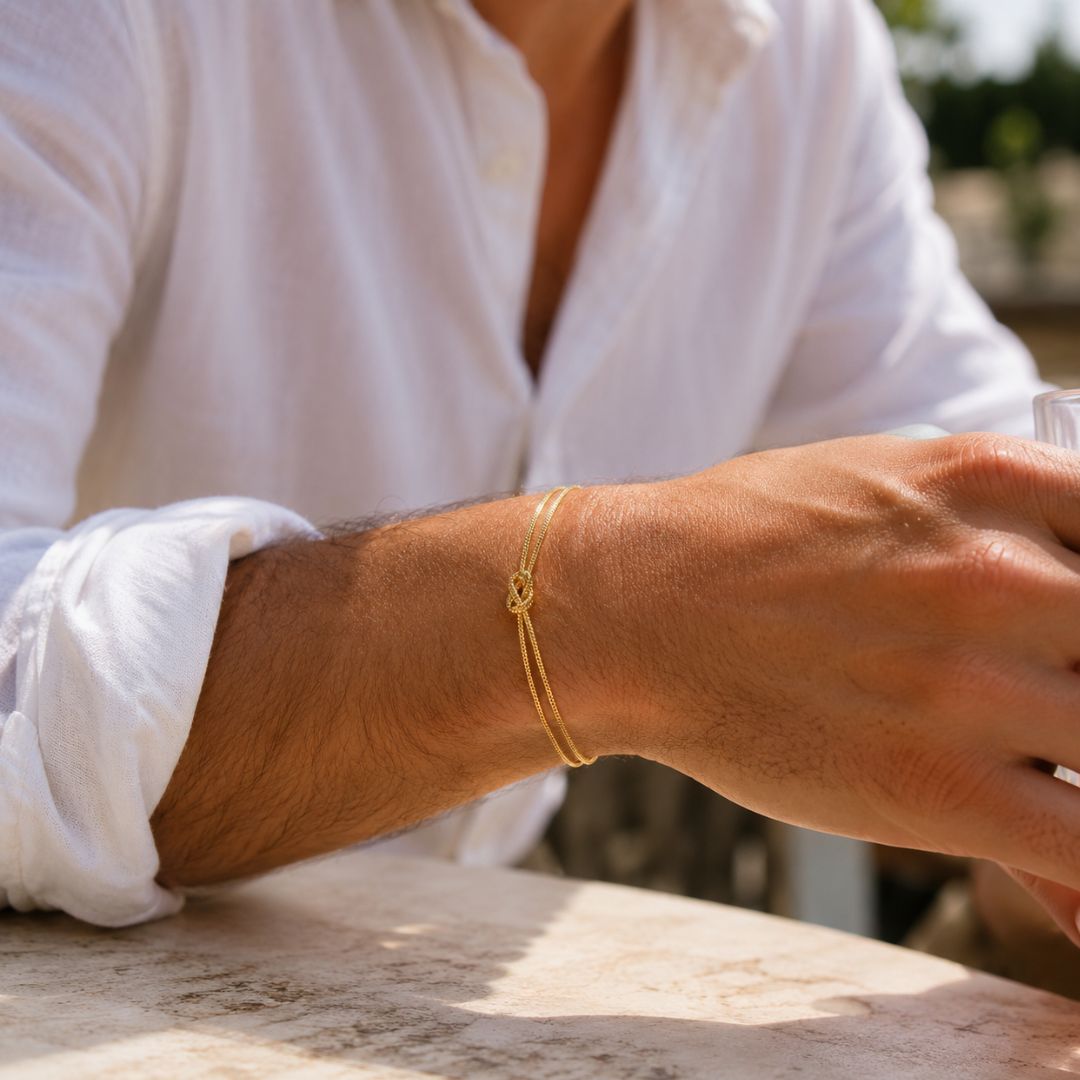 Loop knot bracelet Gold