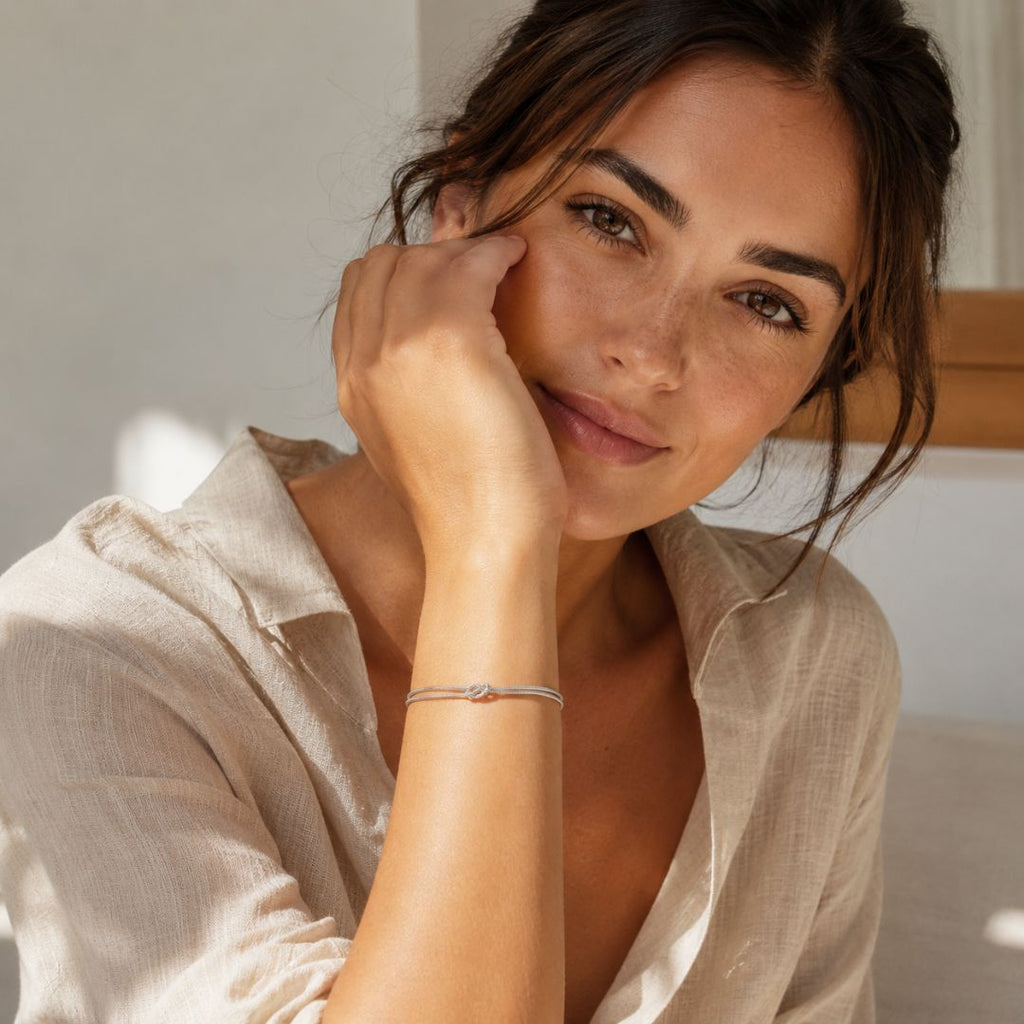Loop knot bracelet Silver