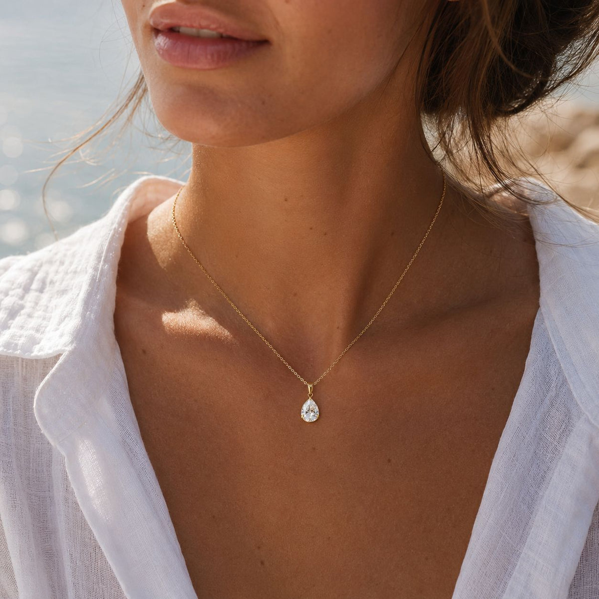 Muse stone necklace Gold