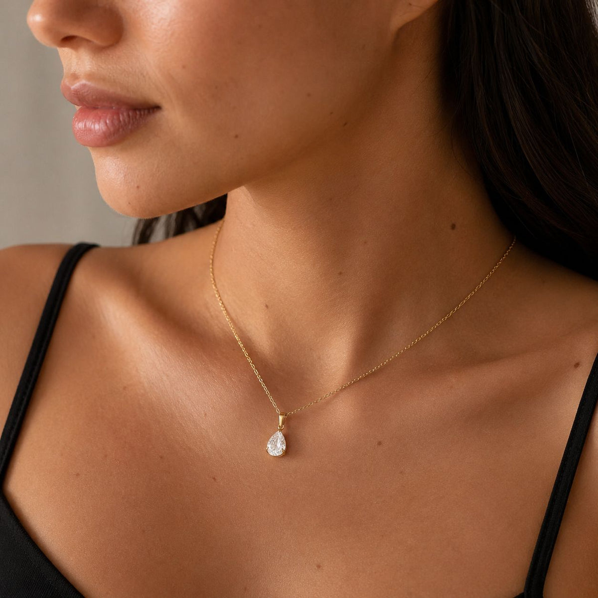 Muse stone necklace Gold