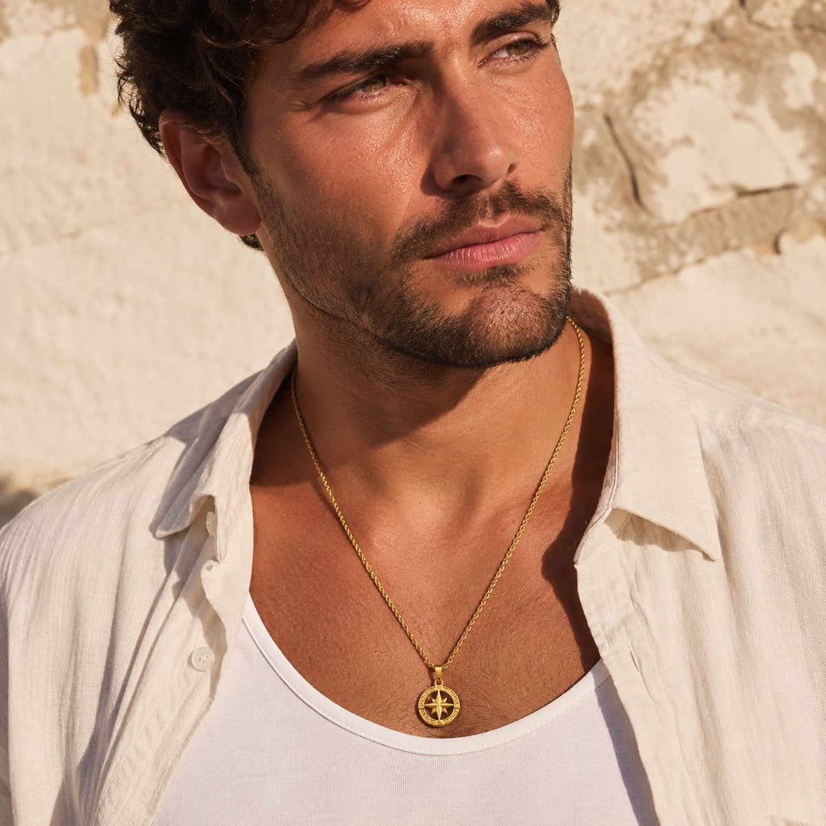 North Star Pendant Necklace Gold