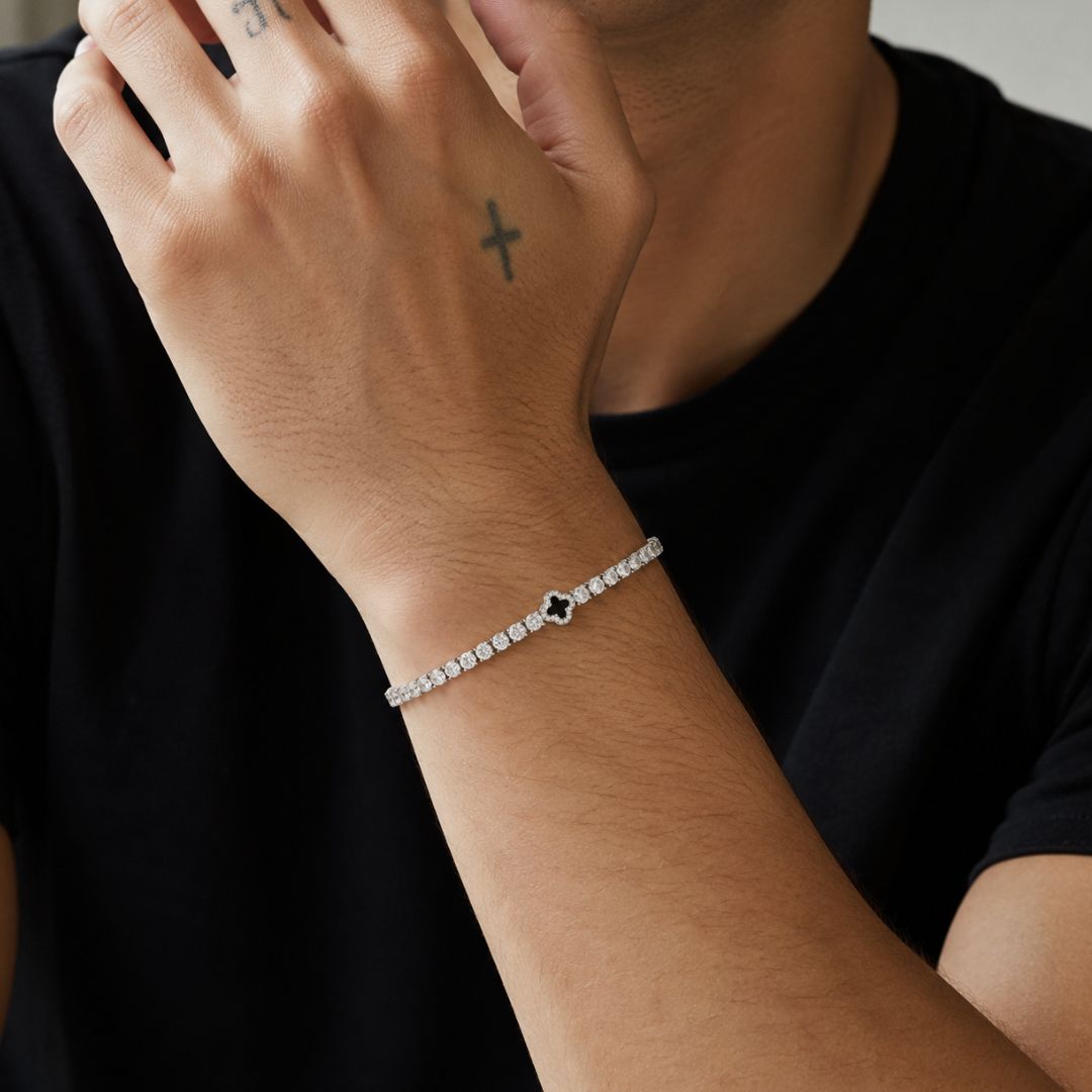Onyx Clover Tennis Bracelet Silver