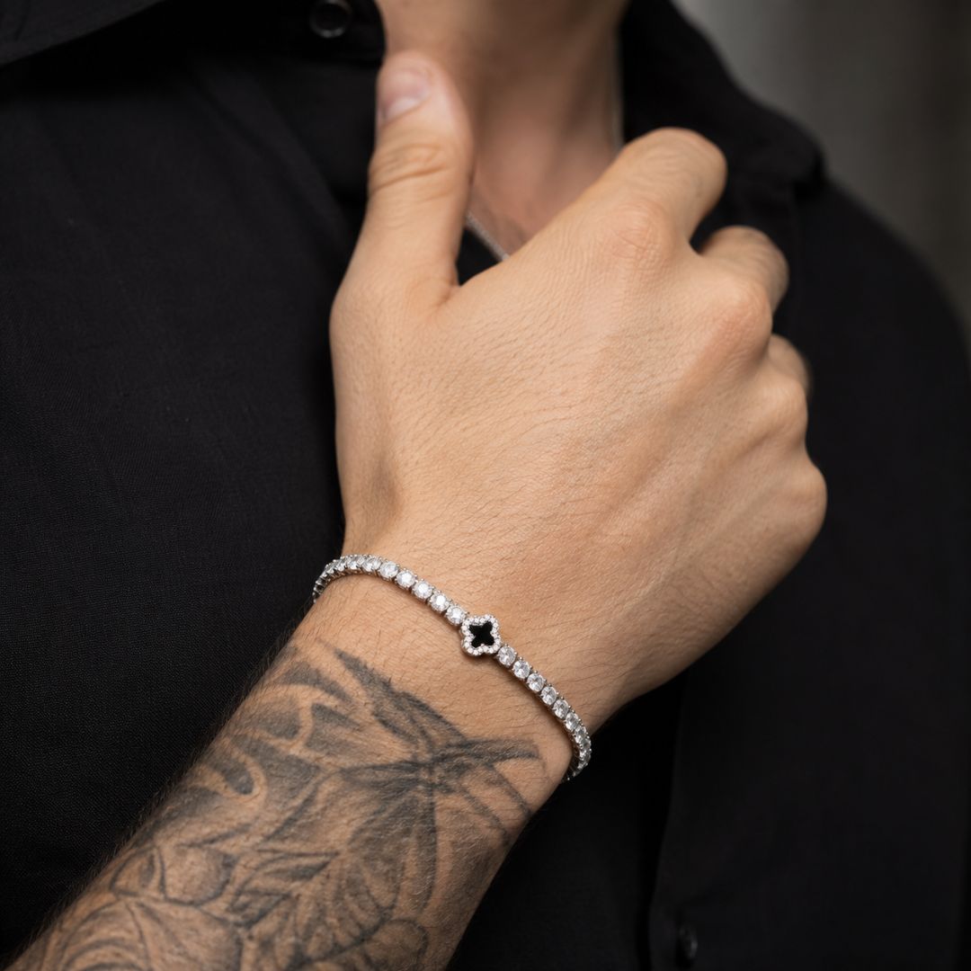 Onyx Clover Tennis Bracelet Silver