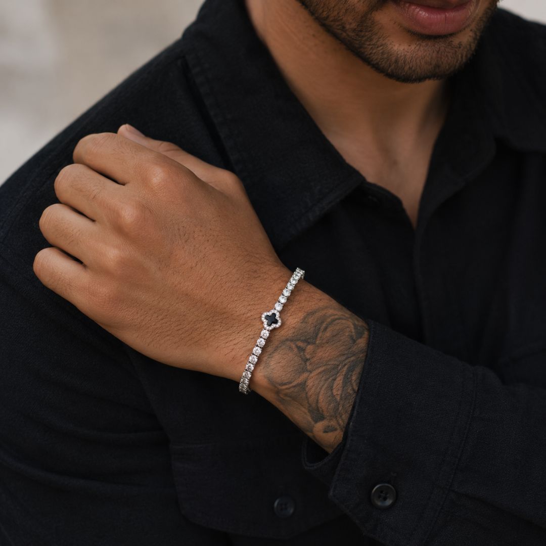 Onyx Clover Tennis Bracelet Silver