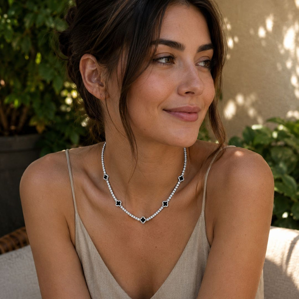 Onyx clover necklace Silver
