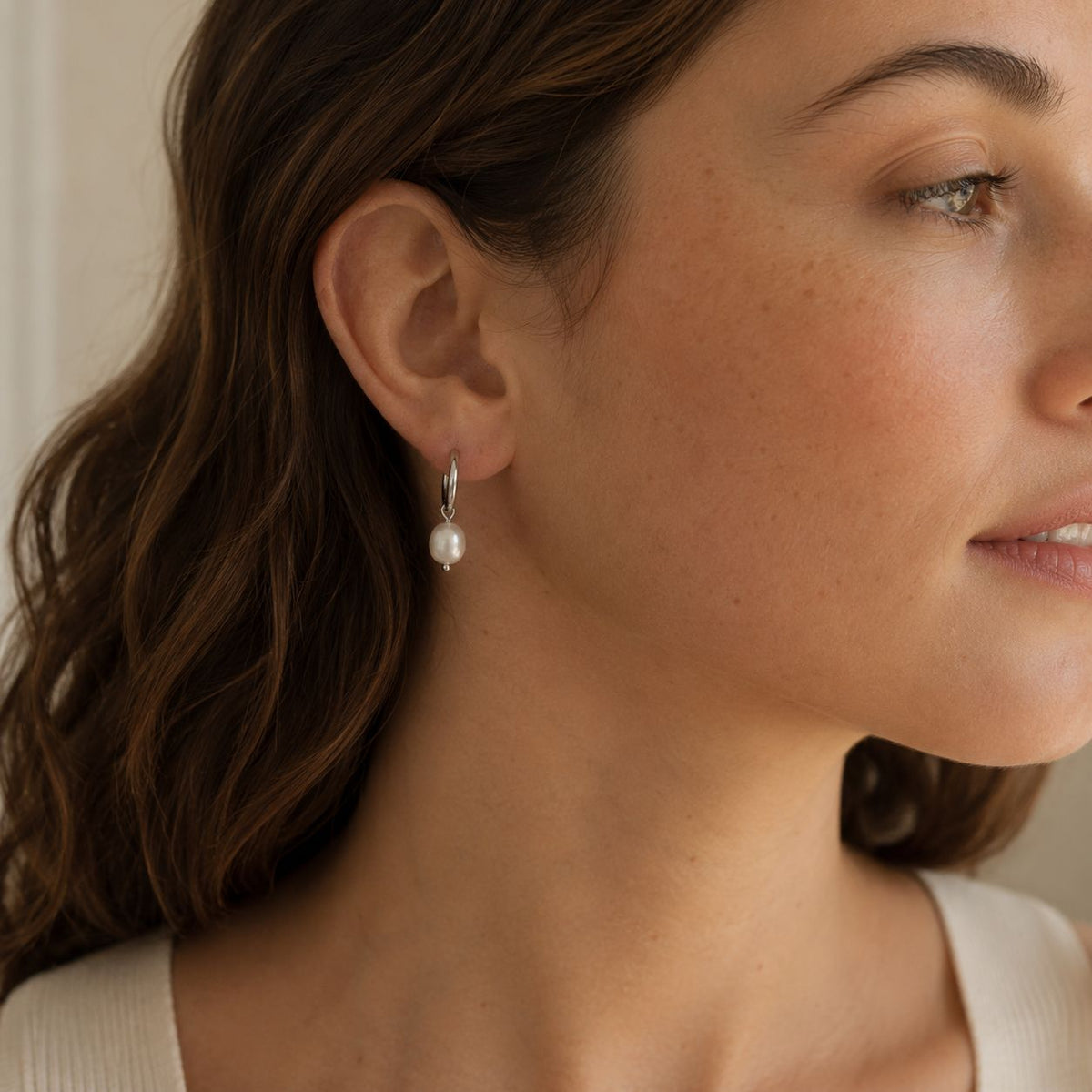 Pearl hoop earrings Silver