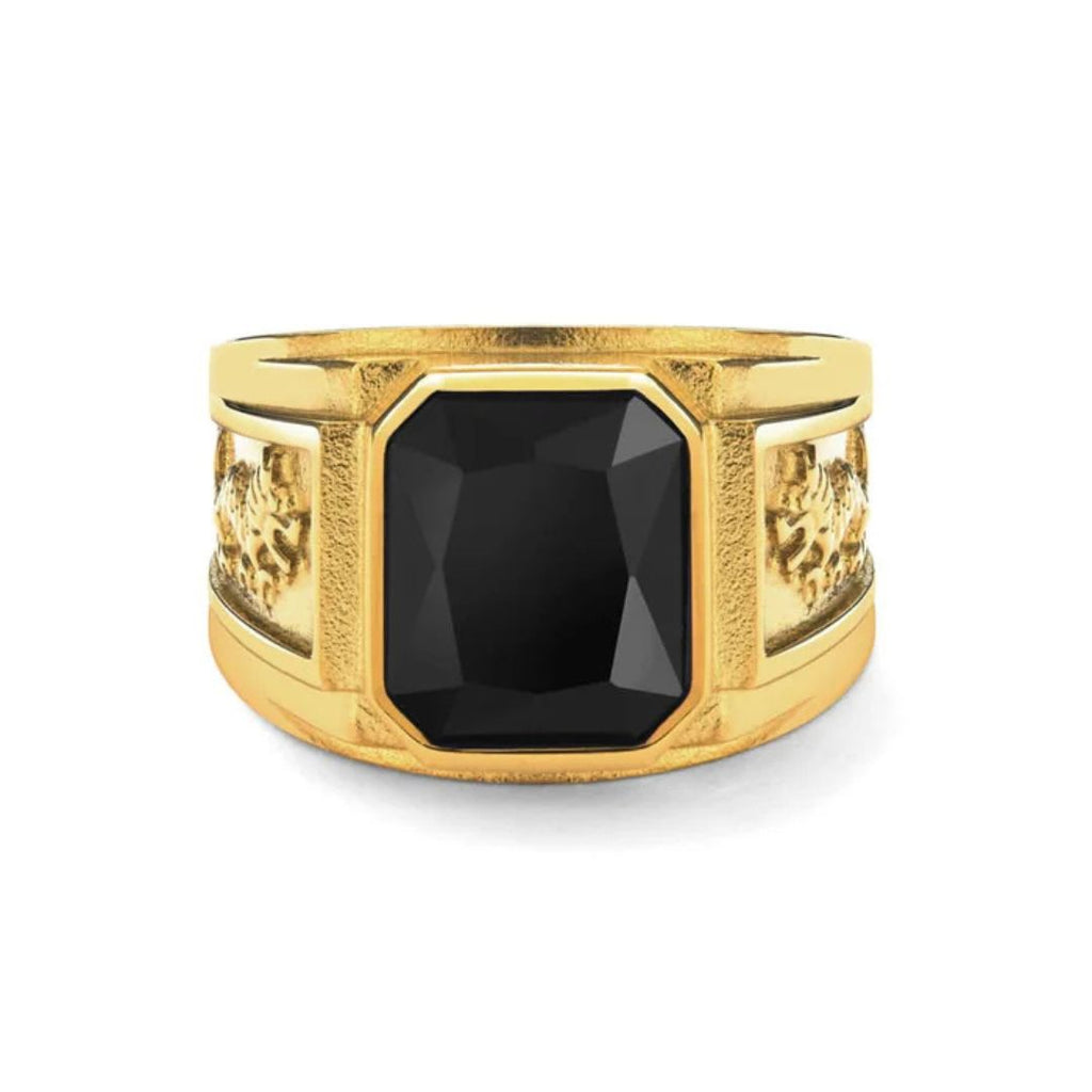 Black onyx signet ring Gold