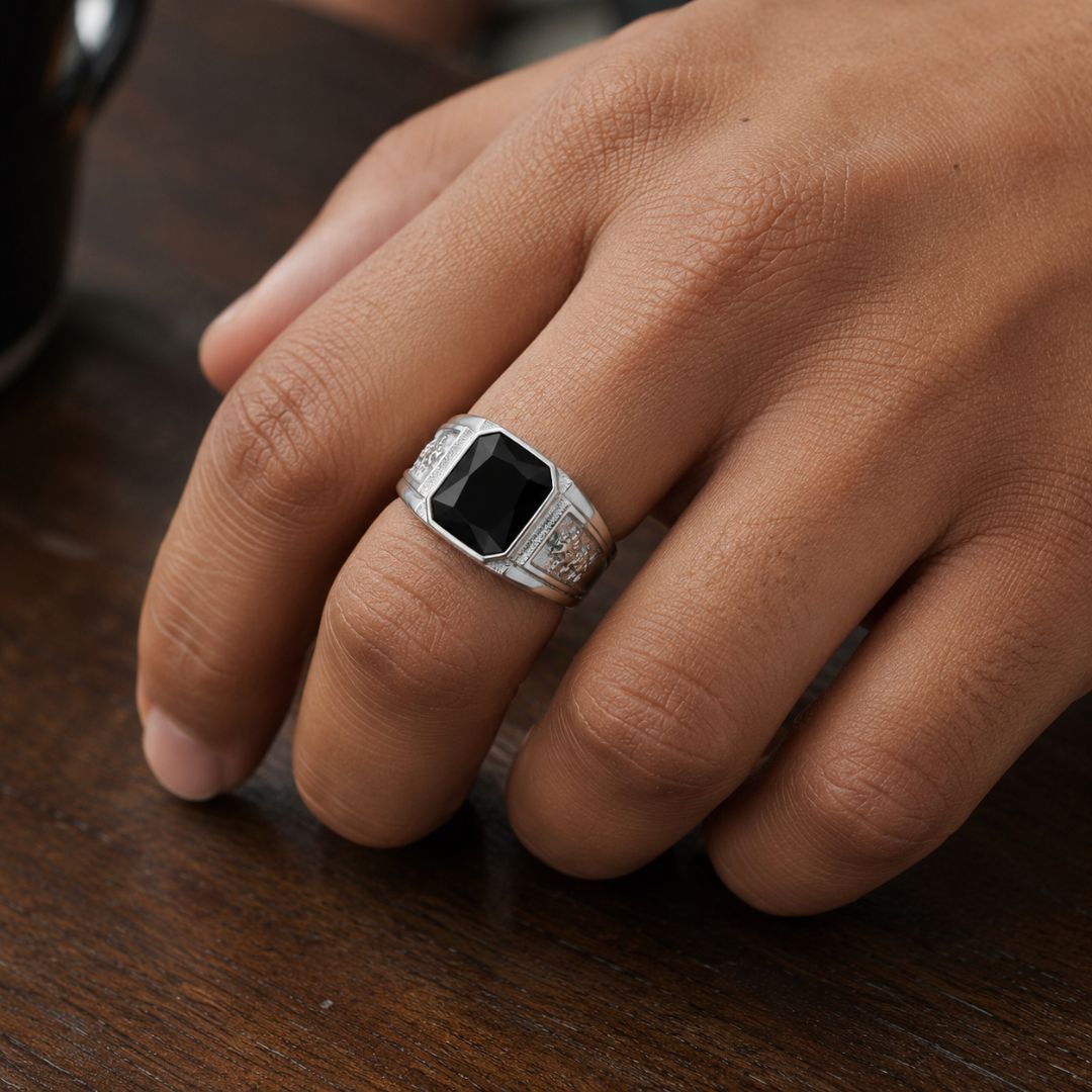 Black onyx signet ring Silver